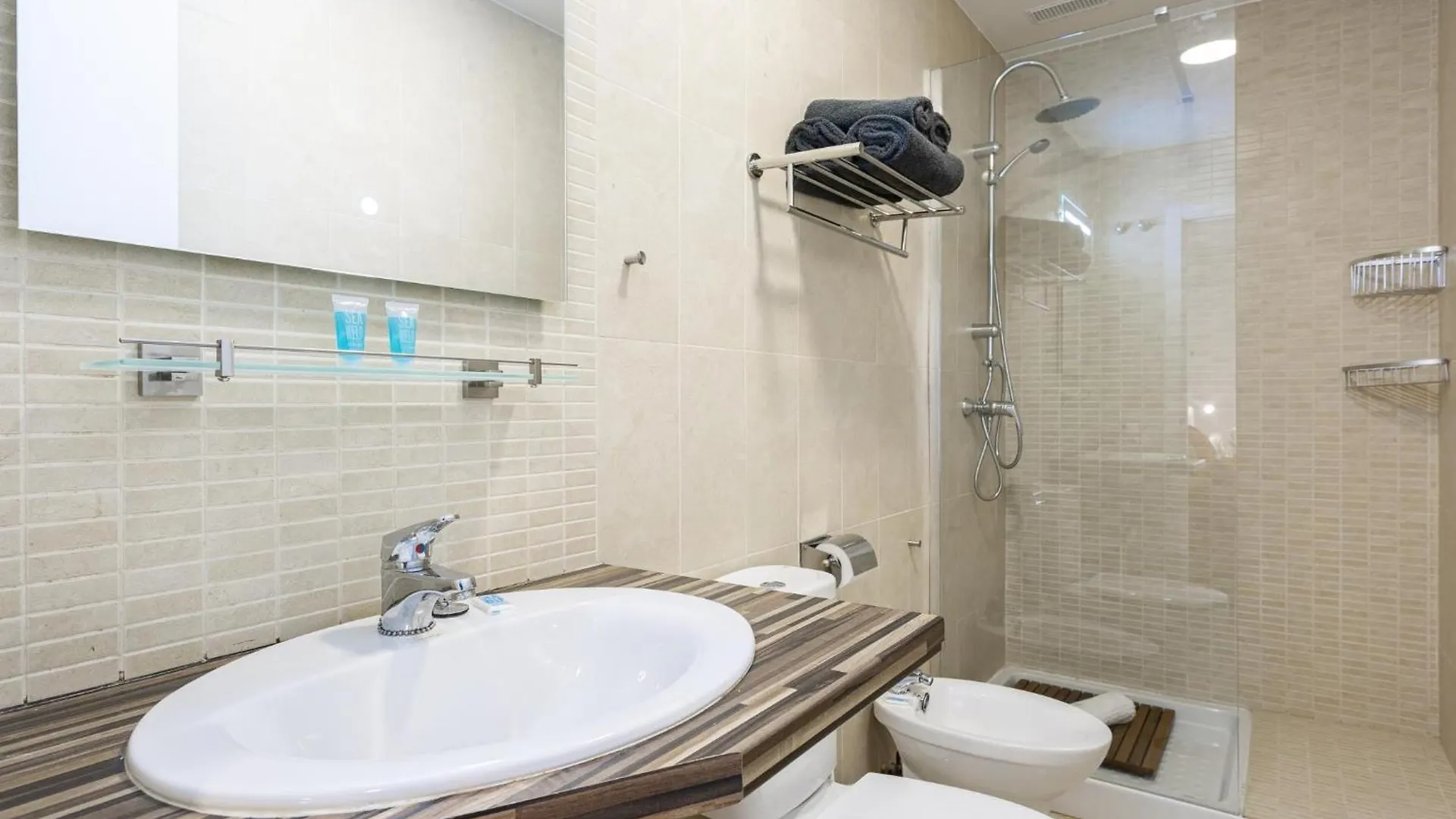 H2M Dos Aceras Loft Ground Floor, Air Conditioning, Wifi Malaga Apartment